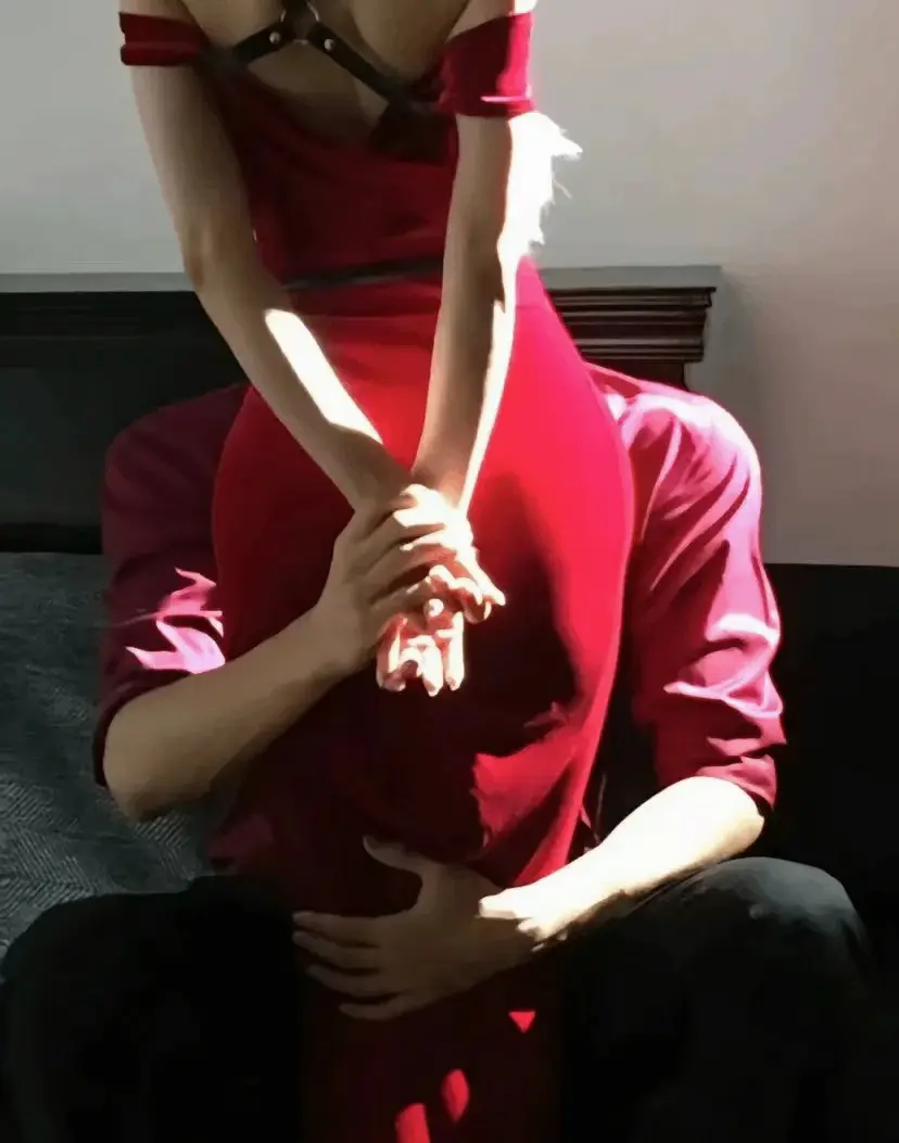 女王 - 2025-11-13 235716
